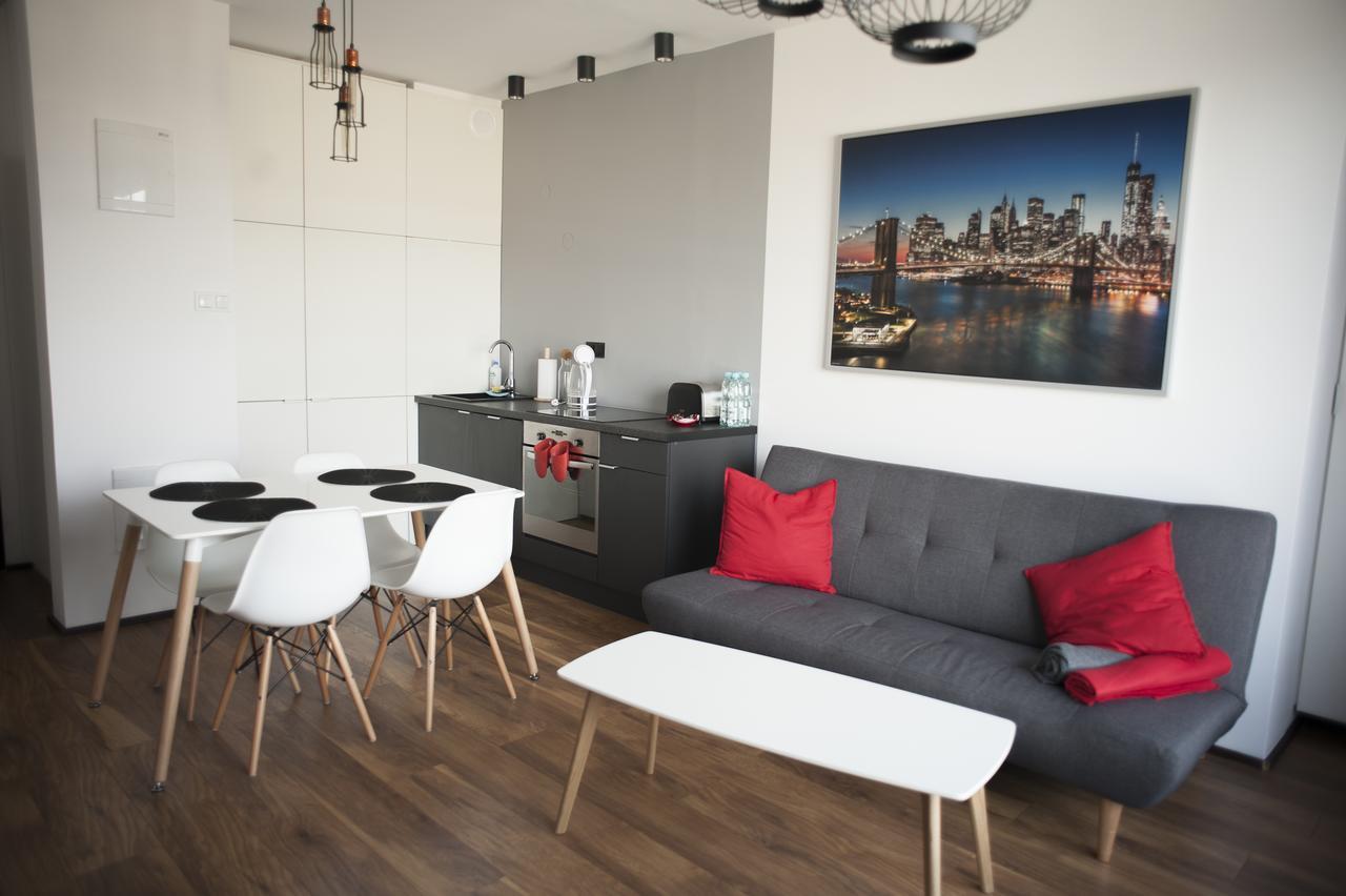 Warsaw Night Apartments Siedmiogrodzka מראה חיצוני תמונה