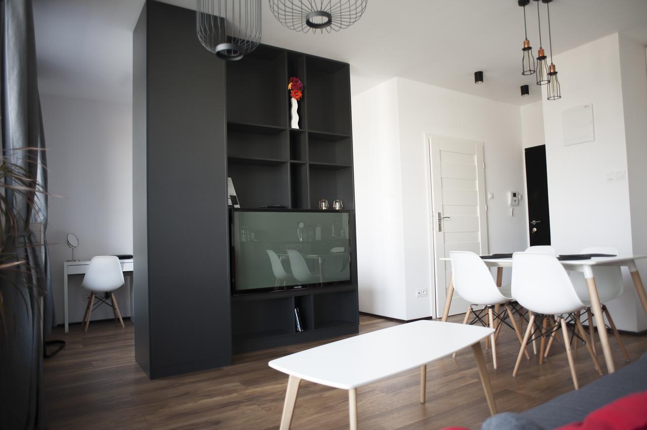 Warsaw Night Apartments Siedmiogrodzka מראה חיצוני תמונה